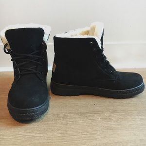 SQL COZY WINTER BOOTIES